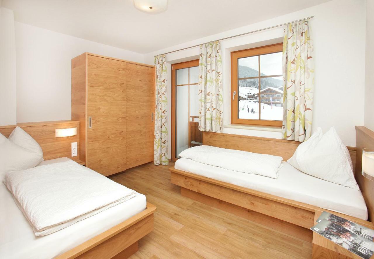 Tarlack Appartements Huetten 34 Leogang Esterno foto